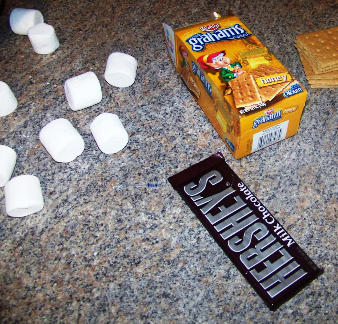 marshmellows hershey bar and graham crackers