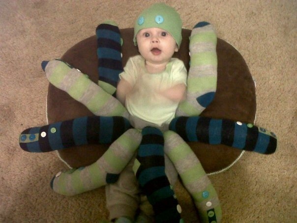 baby octopus costume 20120731-221818.jpg